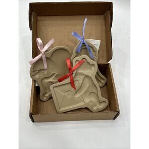 Brown Bag‎ Cookie Mold Disney Piglet Eeyore Winnie The Pooh New In Box